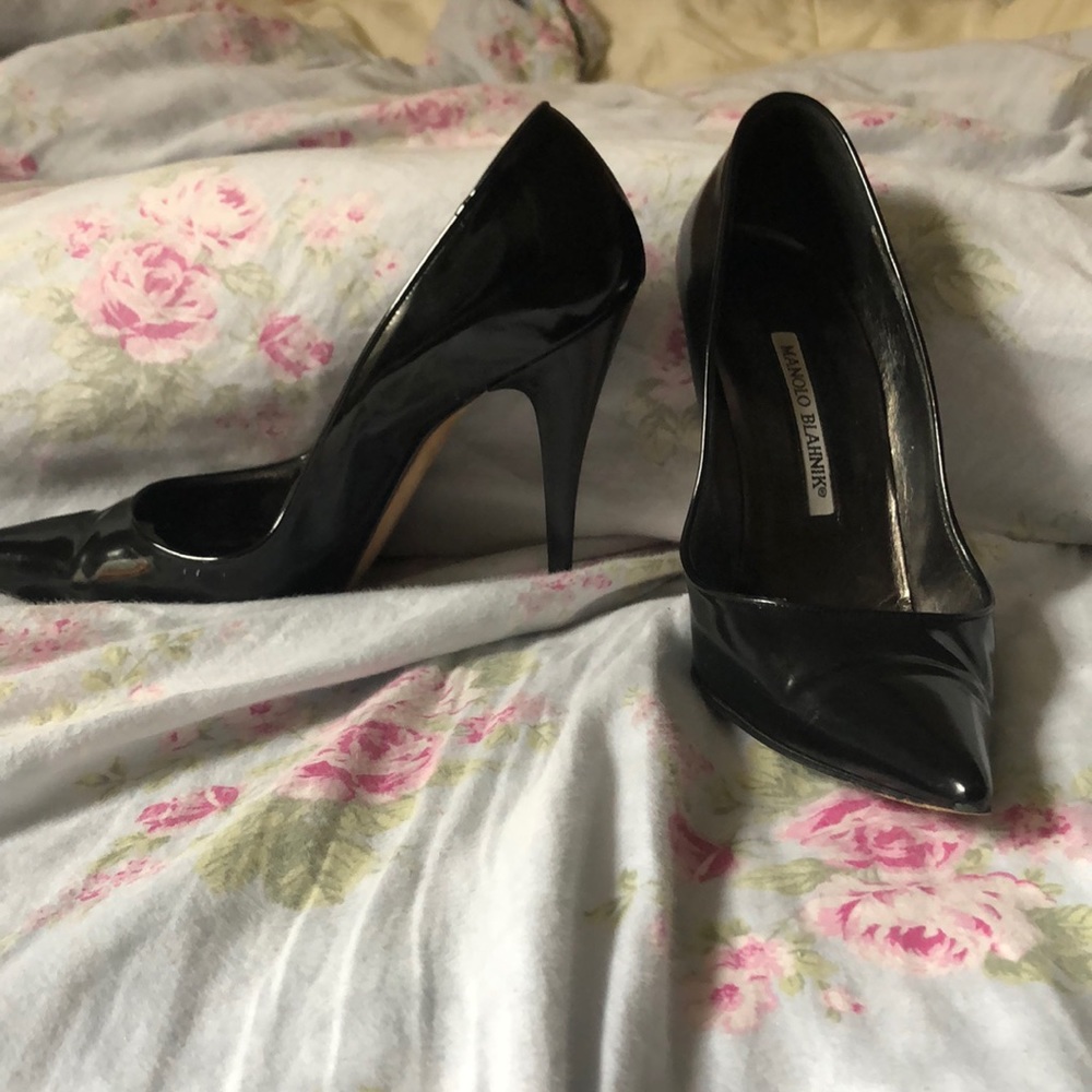 Manolo Blahnik Black Patent Leather Heels